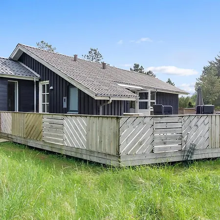 Vejers Strand Semesterbostad *
